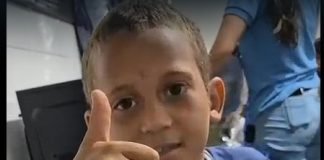 Kit uniforme distribuído pela Prefeitura na rede municipal de ensino agrada aos alunos; veja