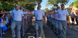 Prefeito João Bang celebra aniversário de NX com desfile cívico e avanço das obras da Creche